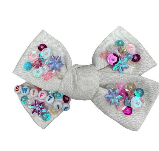 Swiftie Bow, 4 inch Taylor Swift bow, sequin bow, Taylor Swift Fan bow, Cute Taylor Swift Bow, Cute Sequin bow, birthday bow, girls hairbows